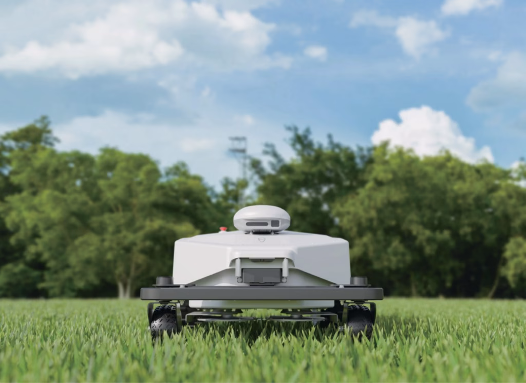 FJ Dynamics FRX robotic mower front chassis suspension