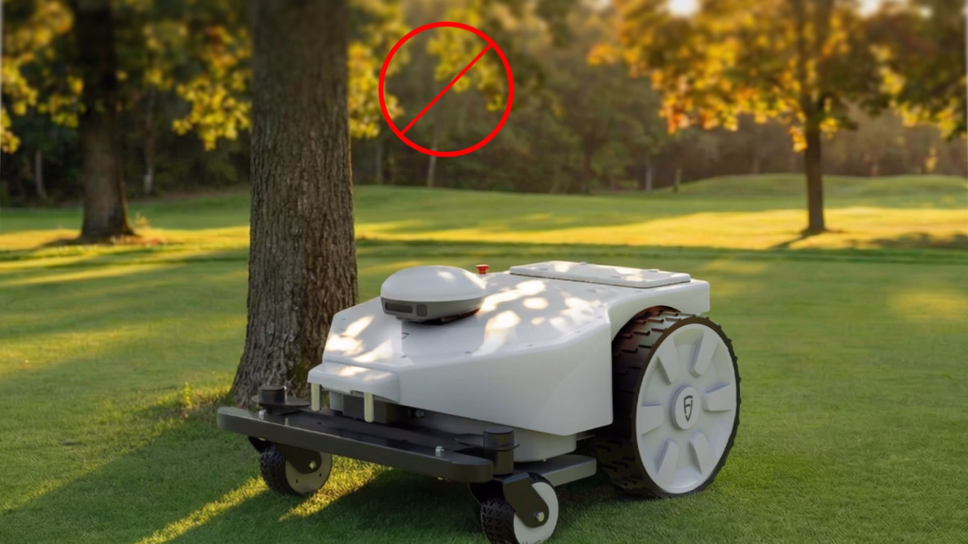 FJ Dynamics FRX robotic mower Navigating